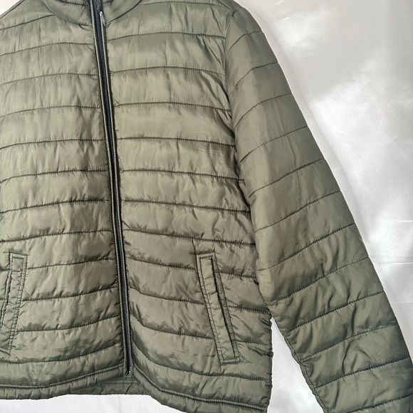 Aeropostale Men's Olive Puffer Jacket size Medium - Picture 3 of 14